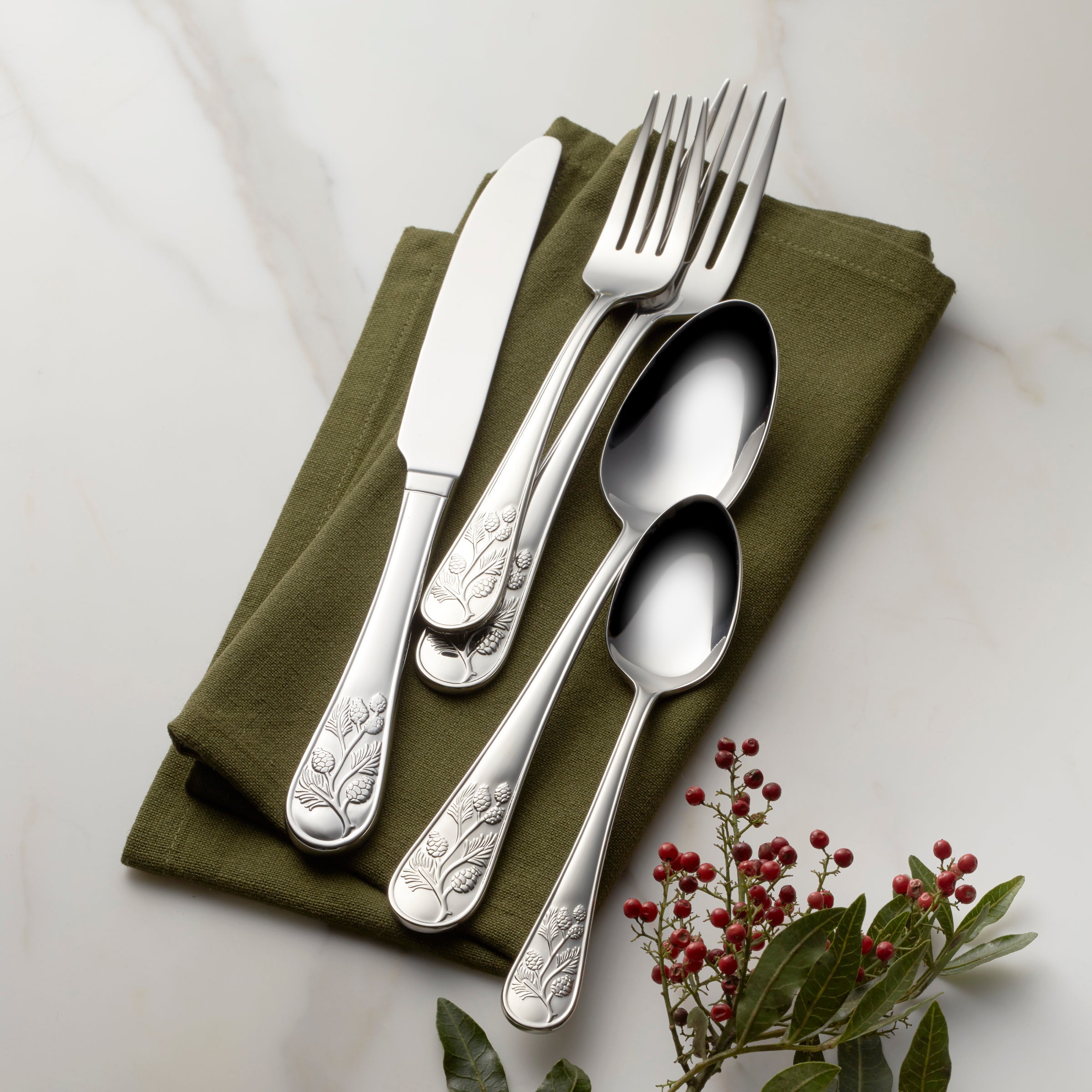Chestnut Ridge 65 Piece Flatware Set