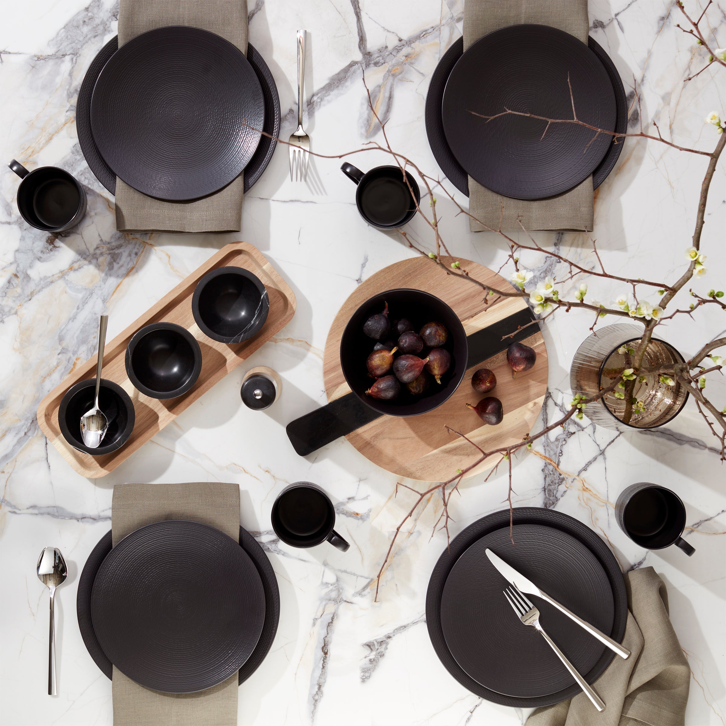LX Collective Black Accent Plates - Set of 4