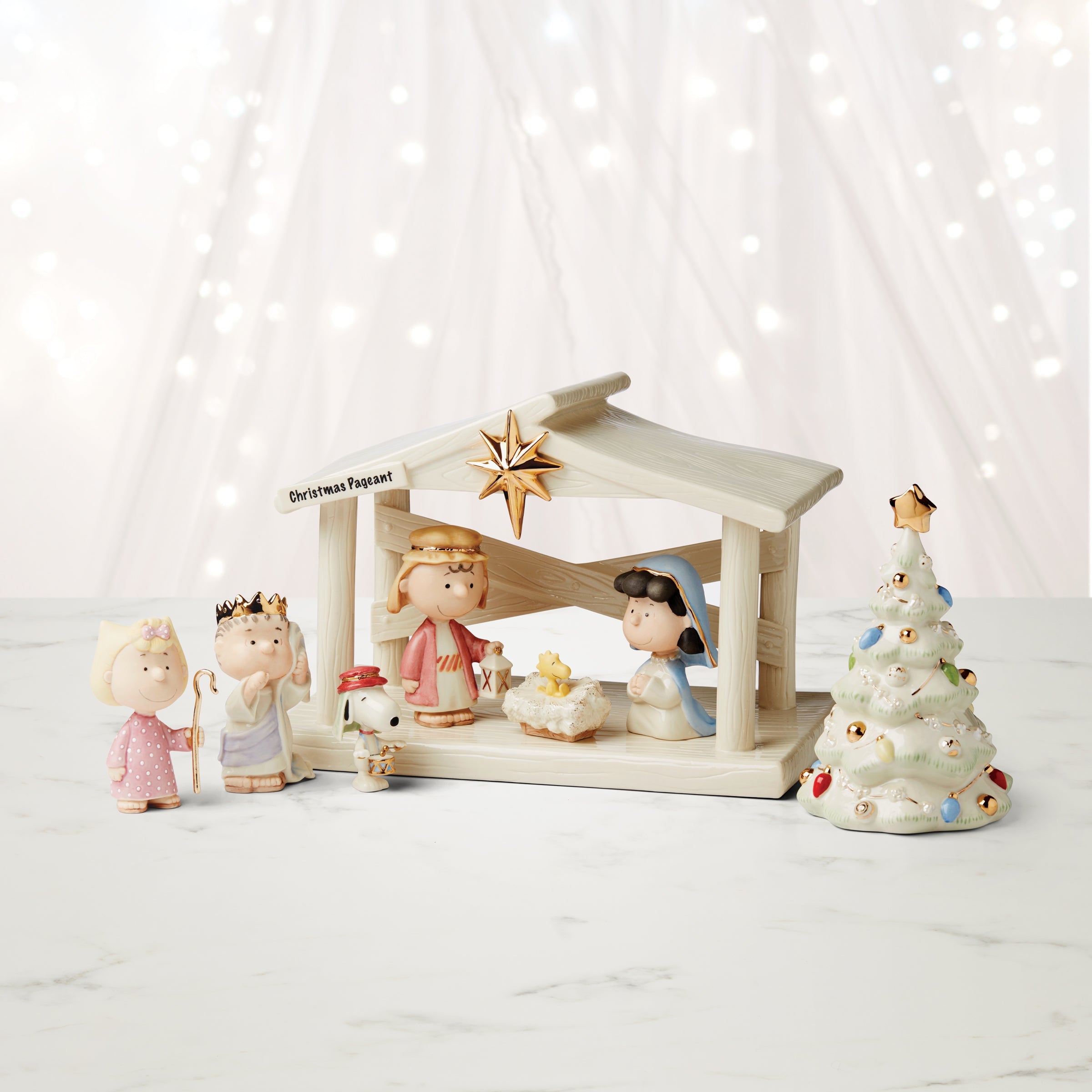 Peanuts The Christmas Pageant Creche