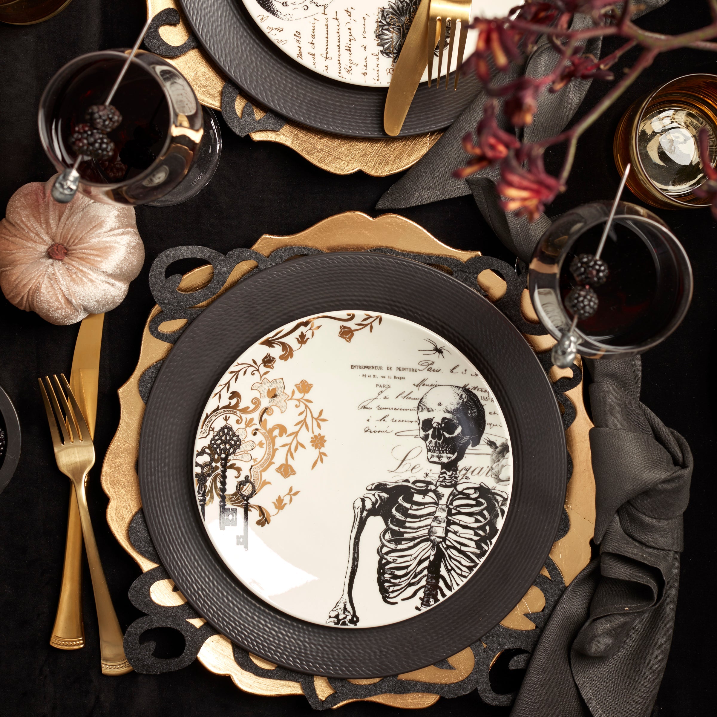 LX Collective Black Dinner Plates - Set of 4